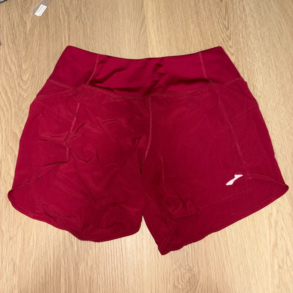 Brooks Chaser 5” Short. 3 pocket